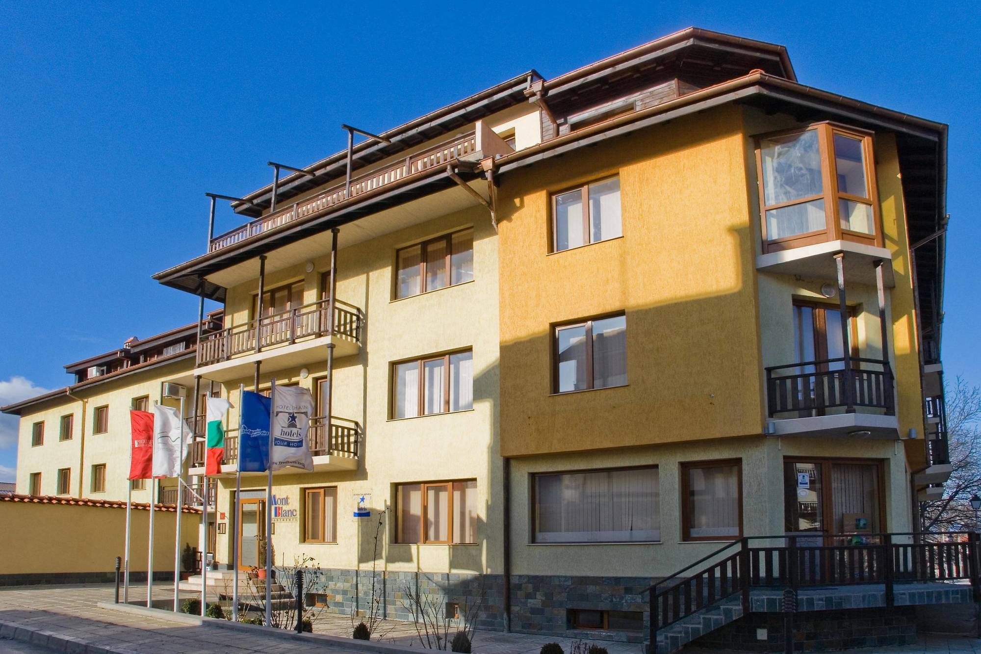 Mont Blanc Aparthotel Бансько Екстер'єр фото
